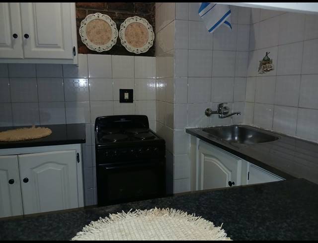 2 BEDROOM APARTMENT FOR SALE IN MAYVILLE